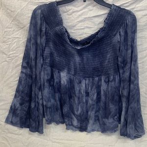 American Eagle Off the shoulder Top